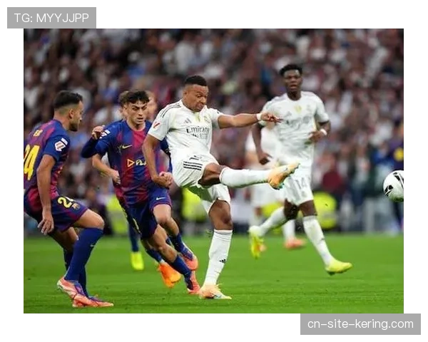 战术前瞻:面对巴萨,皇马可能采用更有弹性的4-4-2中场防守阵型